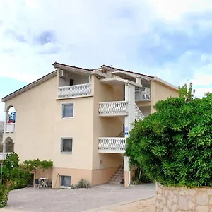 Appartamento Toro, Pag Town